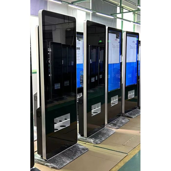 49 Inch Indoor Floor Standing WiFi Digital Signage With 3 Wireless + 5 USB Charging Stations