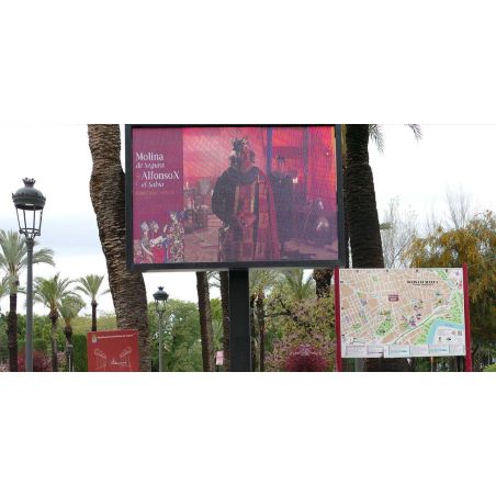 Cartellone Digitale LED P5 su Palo | COSMI Urban 2050×1417 | 4G