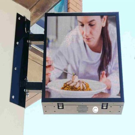 P4 Cosmi 70x102 5500 nits IP65 | MondoNovoShop LED banner sign